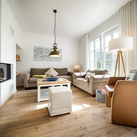 Neue Reihe _strandhaus_ Zingst